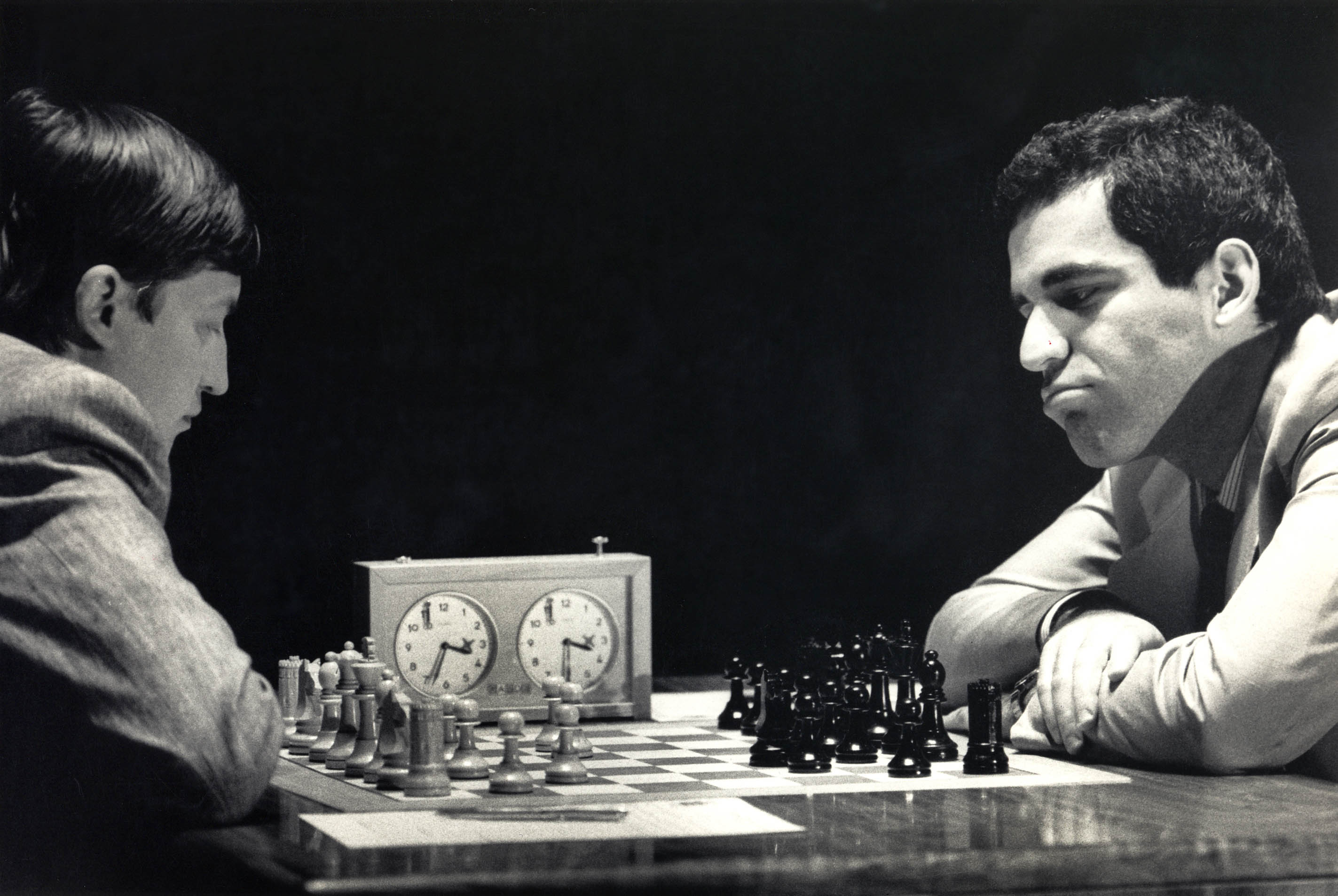 Garry Kasparov quase humilha Anatoly Karpov / Xadrez 