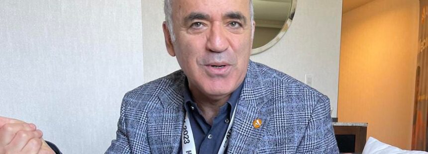 Lenda do xadrez, Kasparov fala de ChatGPT no SxSW: “Medo de máquinas é  exagerado”, Metropoles, March 15, 2023